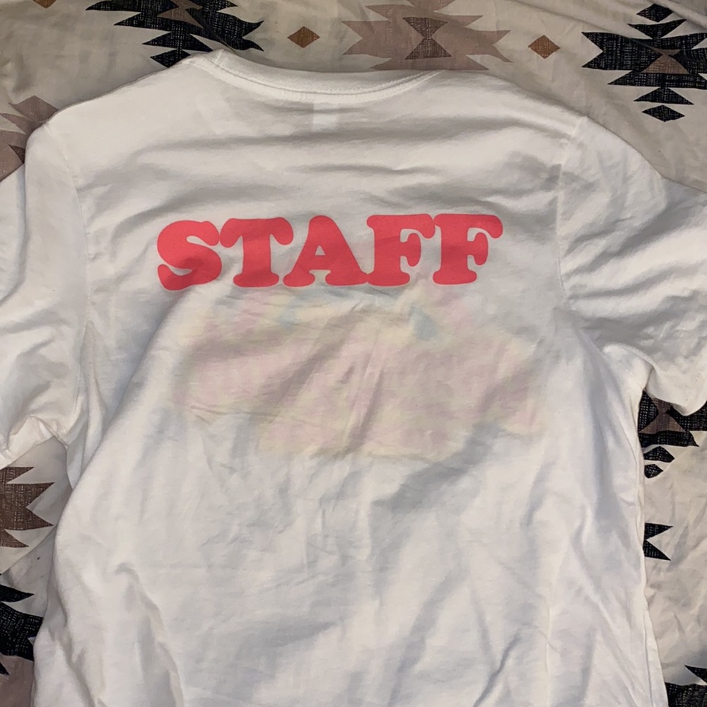 Benefit tee - Picture 3 of 3
